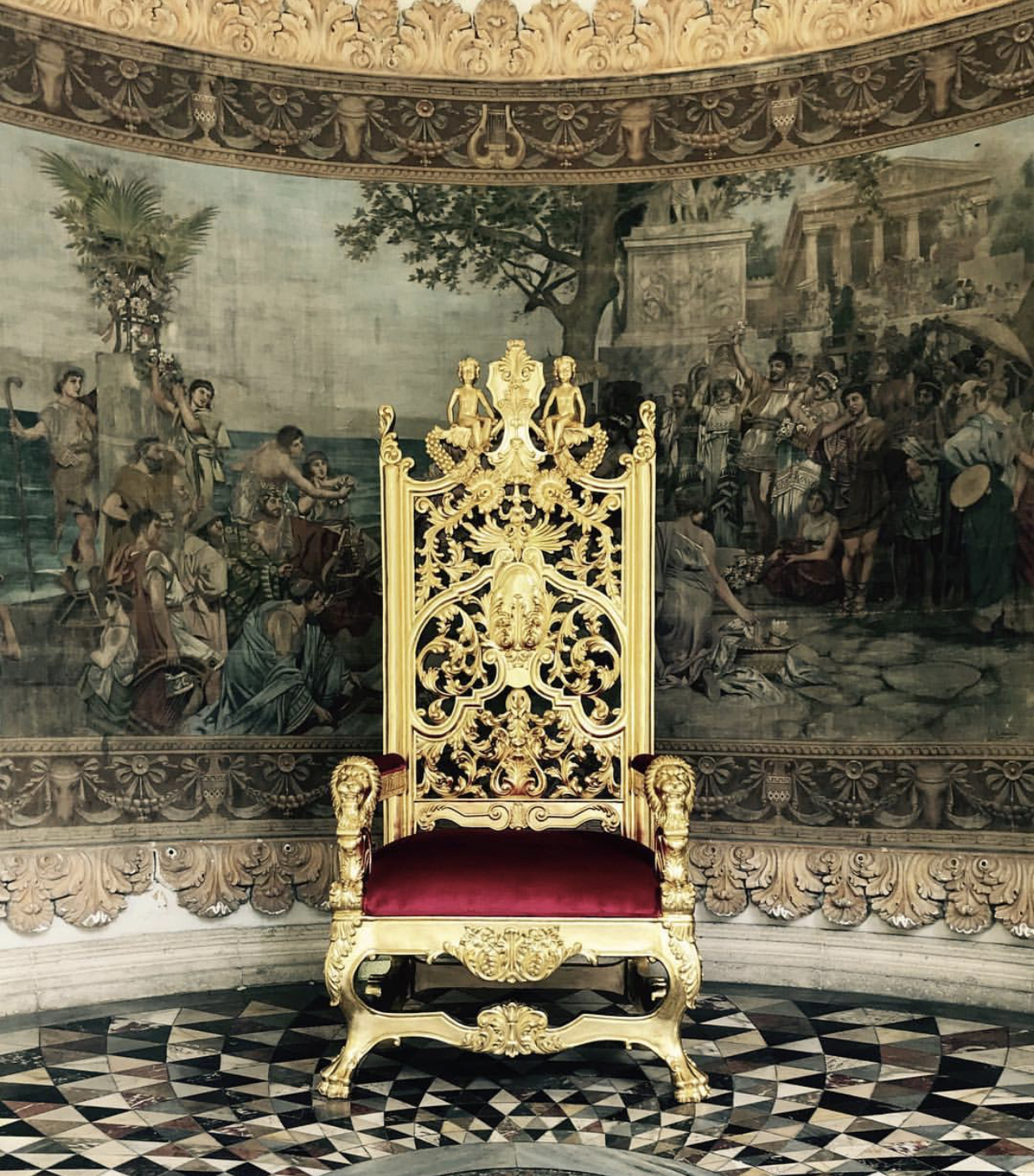 Reign of Thrones~12 Royal King/Queen Throne Chairs